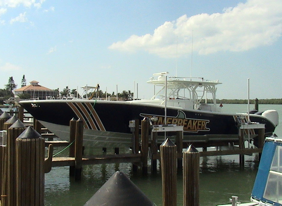 Boat Lift Installation Naples Florida | Southern Exposure LLC